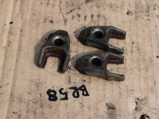 крепление форсунки Renault Trafic 2 поколение [рестайлинг] 2009, 2.0 л., дизель, МКПП