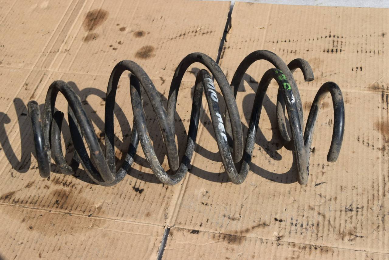 пружина передняя Volkswagen Polo 5 поколение 2012, 1.2 л., дизель, МКПП, хетчбэк 5 дв. - фото №1