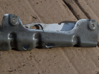 крепление ( кронштейн ) крыла Audi Q5 8R [рестайлинг] 2013, 2.0 л., TFSI, CNCD, бензин, АКПП, полный подключаемый привод, 8R0821468