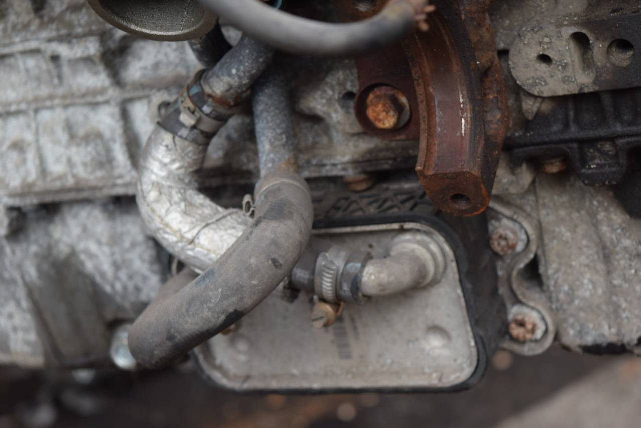 радиатор масляный Volvo C30 1 поколение 2007, 2.5 л., Ti, бензин, МКПП, серый, хетчбэк 3 дв., передний привод, 30774483 - фото №1