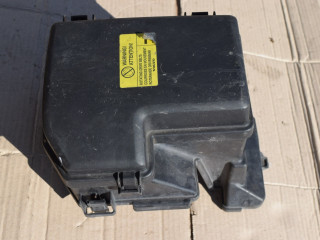 короб предохранителей  1999, 8645259, 9452548