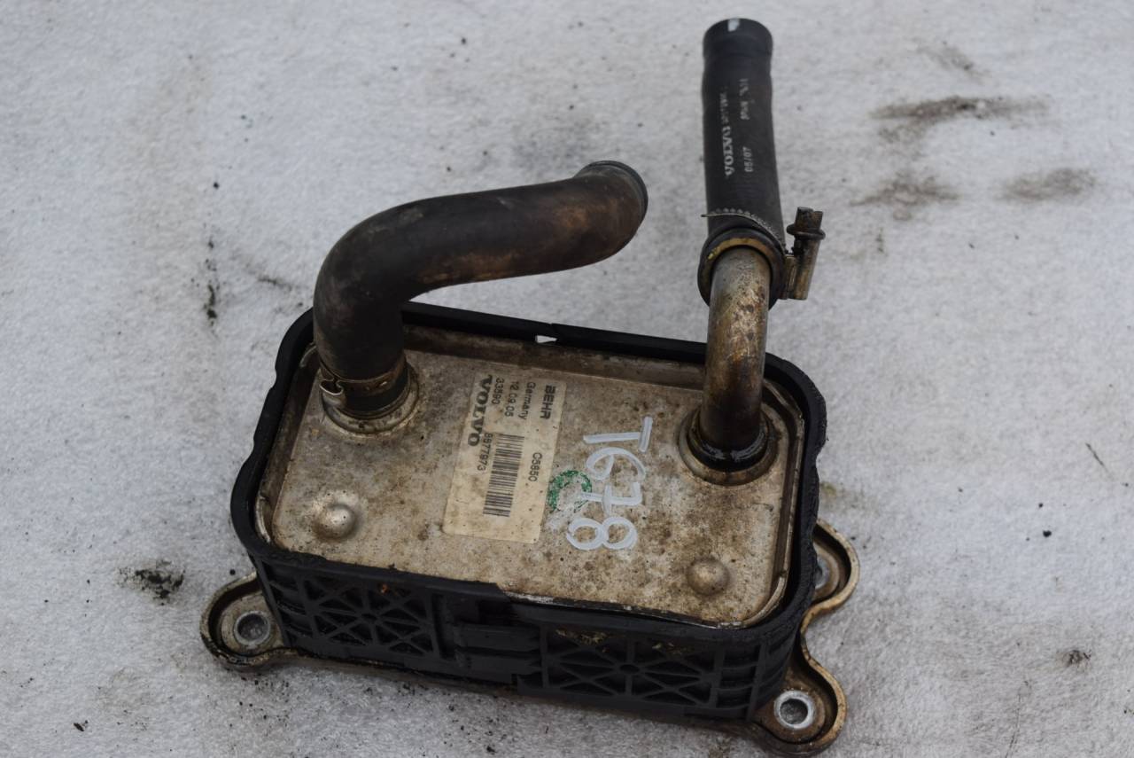 радиатор масляный Volvo XC90 1 поколение 2005, 2.4 л., D5, D 5244 T, дизель, АКПП, полный подключаемый привод, 8677973, 30713304, 30676906 - фото №1