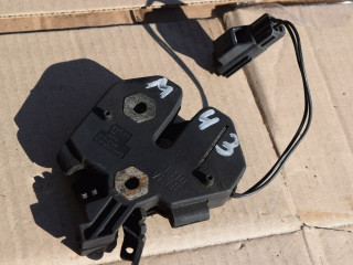 замок капота Volvo XC90 1 поколение 2004, 2.9 л., бензин, АКПП, внедорожник 5 дв., правый руль, 9483765