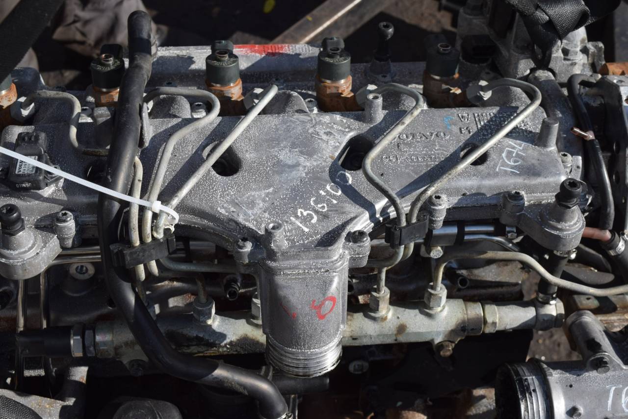 трубка топливная Volvo S60 1 поколение 2002, 2.4 л., D5, D 5244 T, дизель, АКПП, седан, передний привод - фото №1