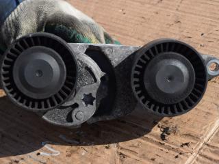 Натяжитель ремня агрегатов Volvo S60 1 поколение [рестайлинг] 2006, 2.4 л., D5, D 5244 T4, дизель, АКПП, седан, передний привод, 31251251