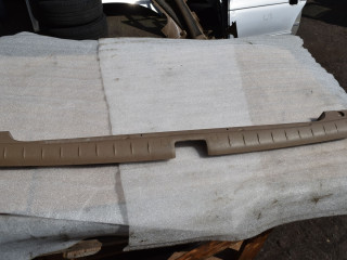 накладка внутренняя на заднюю панель кузова Volvo XC70 2 поколение 2002, 2.5 л., Ti, B 5254 T2, бензин, МКПП, универсал, полный подключаемый привод