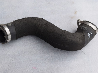 патрубок интеркулера Audi Q5 8R [рестайлинг] 2013, 2.0 л., TFSI, CNCD, бензин, АКПП, полный подключаемый привод, 8R0145993C