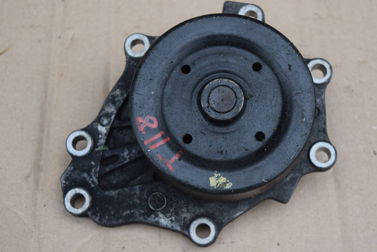 помпа Toyota Celica 7 поколение (T230) 2001, 1.8 л., 1ZZ-FE, бензин, МКПП, купе - фото №1