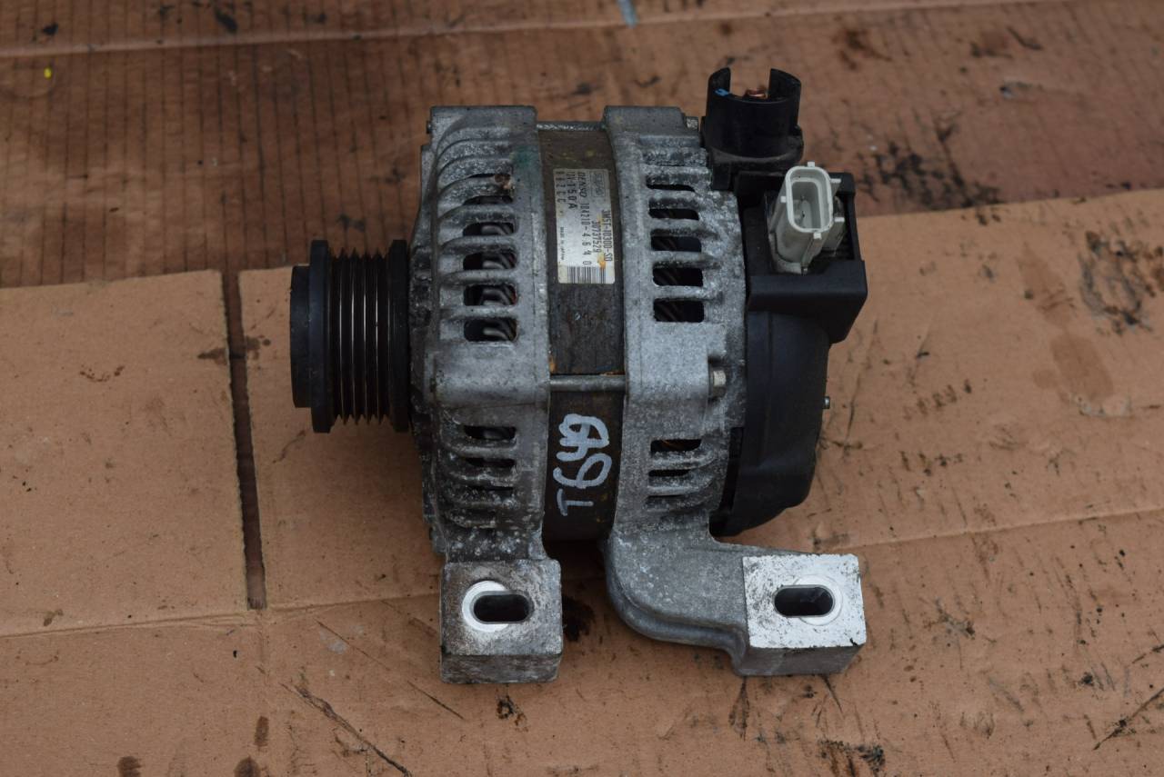 генератор Volvo S40 2 поколение 2006, 2.4 л., i, B 5244 S5, бензин, АКПП, седан, 30737529, 3M5T10300SD, 1042104640 - фото №1