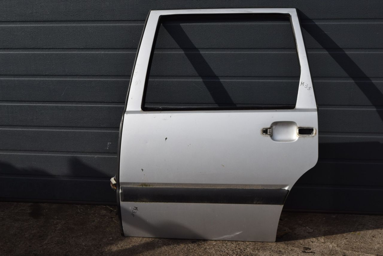 дверь задняя левая Volvo XC70 1 поколение 1999, 2.4 л., Ti, B 5244 T, бензин, АКПП, универсал, полный подключаемый привод - фото №1