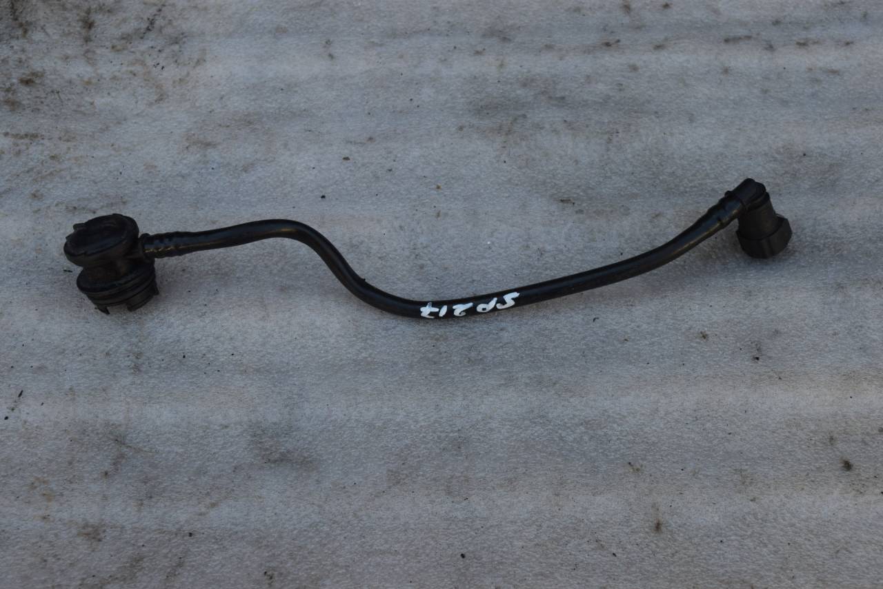 трубка вентиляции бака Volkswagen Passat B6 2009, 1.8 л., бензин, АКПП, седан, 1J0201246B - фото №1