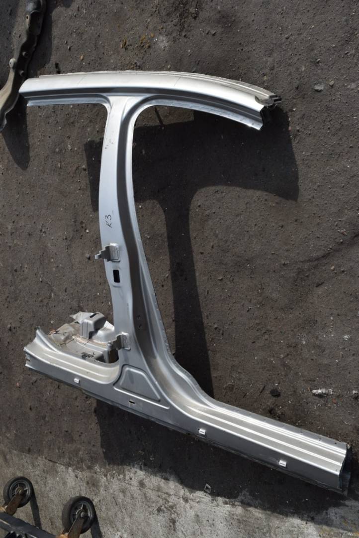 Стойка кузовная центральная правая Volvo XC60 1 поколение 2012, 2.4 л., D5, D 5244 T10, дизель, АКПП, полный привод - фото №1