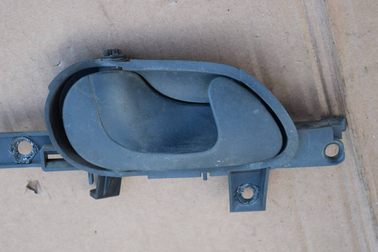 ручка внутренняя передняя левая Peugeot 806 1 поколение 1997, 2.0 л., Ti, бензин, МКПП, минивэн - фото №1