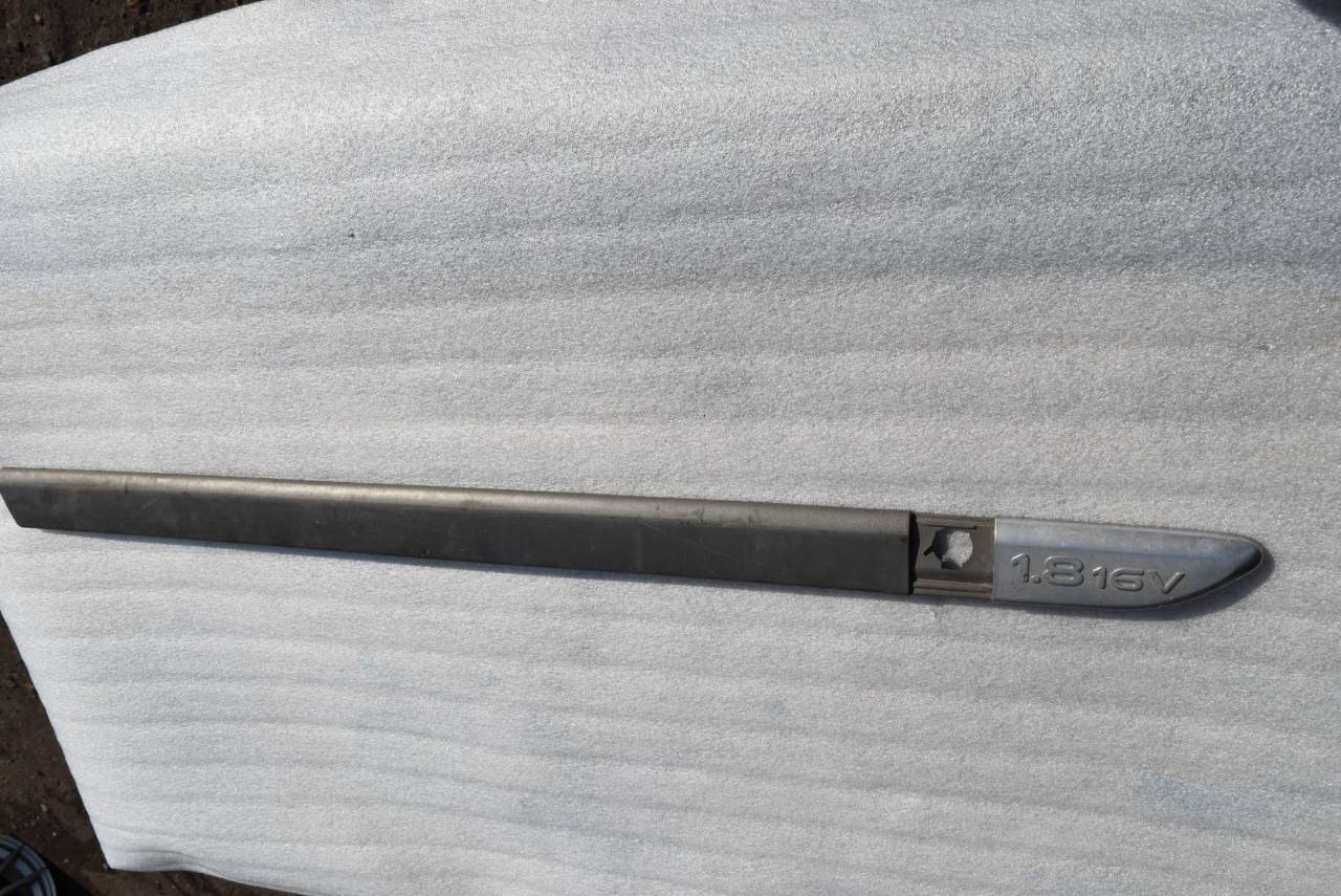 молдинг двери передней правой Renault Laguna 2 поколение 2002, 1.8 л., бензин, хетчбэк 5 дв., 8200036021, 8200036021G - фото №1