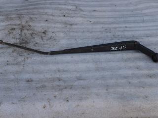 щеткодержатель (поводок стеклоочистителя, дворник) Hyundai Solaris 1 поколение 2013, 1.4 л., бензин, МКПП