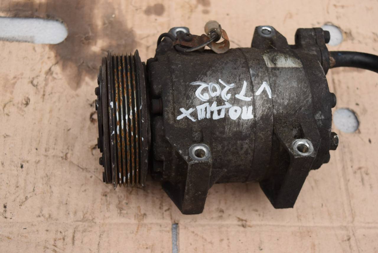 компрессор кондиционера Volvo V70 2 поколение 2003, 2.4 л., D5, D 5244 T, дизель, АКПП, седан, передний привод, 8684287 - фото №1