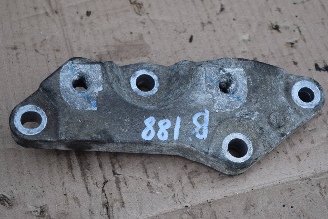 кронштейн КПП Volvo XC60 1 поколение 2009, 2.4 л., D5, D 5244 T10, дизель, АКПП, полный подключаемый привод, 6G927M125FB - фото №1