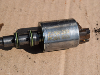 электромагнитный клапан Volvo XC90 1 поколение 2003, 2.5 л., бензин, АКПП, 22100220