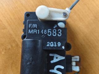 моторчик заслонки печки Volvo V40 1 поколение 1998, 1.9 л., Ti, B 4194 T, бензин, МКПП, красный, универсал, передний привод, MR146583