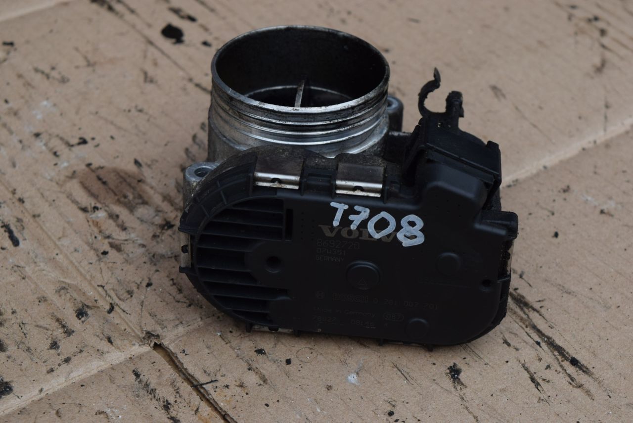 заслонка дроссельная Volvo V70 3 поколение 2008, 2.4 л., D5, D 5244 T5, дизель, АКПП, универсал, передний привод, 8692720, 0281002701 - фото №1