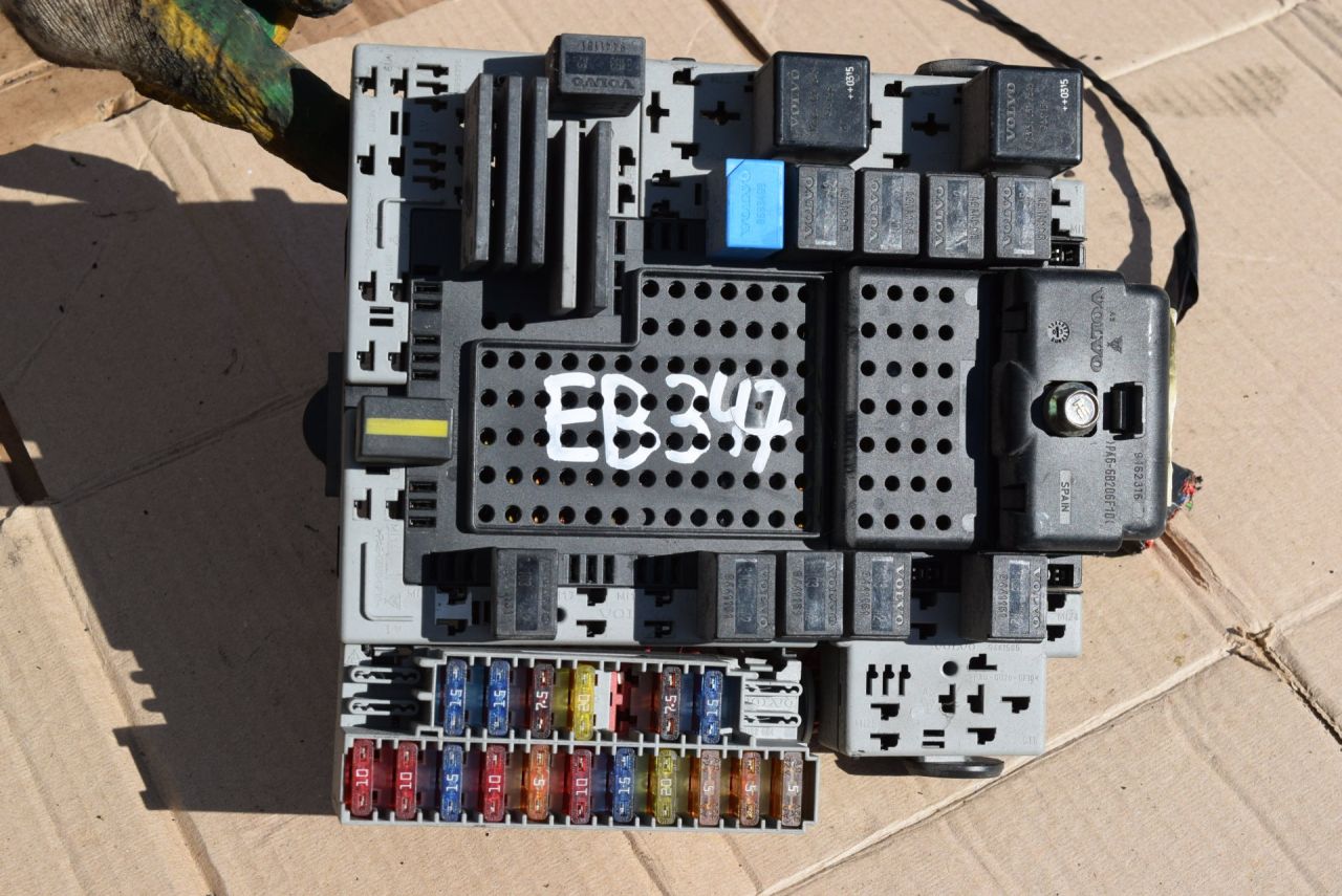 блок предохранителей Volvo XC90 1 поколение 2003, 2.4 л., D 5244 T, дизель, АКПП, 08696098, 08696040 - фото №1