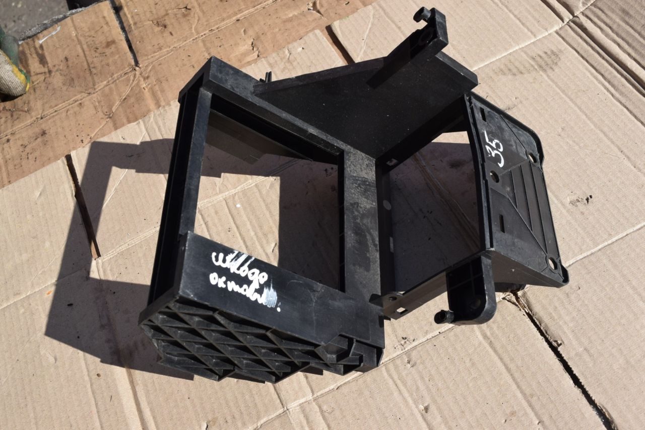 кронштейн (крепление) Volkswagen Caddy 3 поколение 2004, 1.9 л., дизель, МКПП, 1T1959503B - фото №1