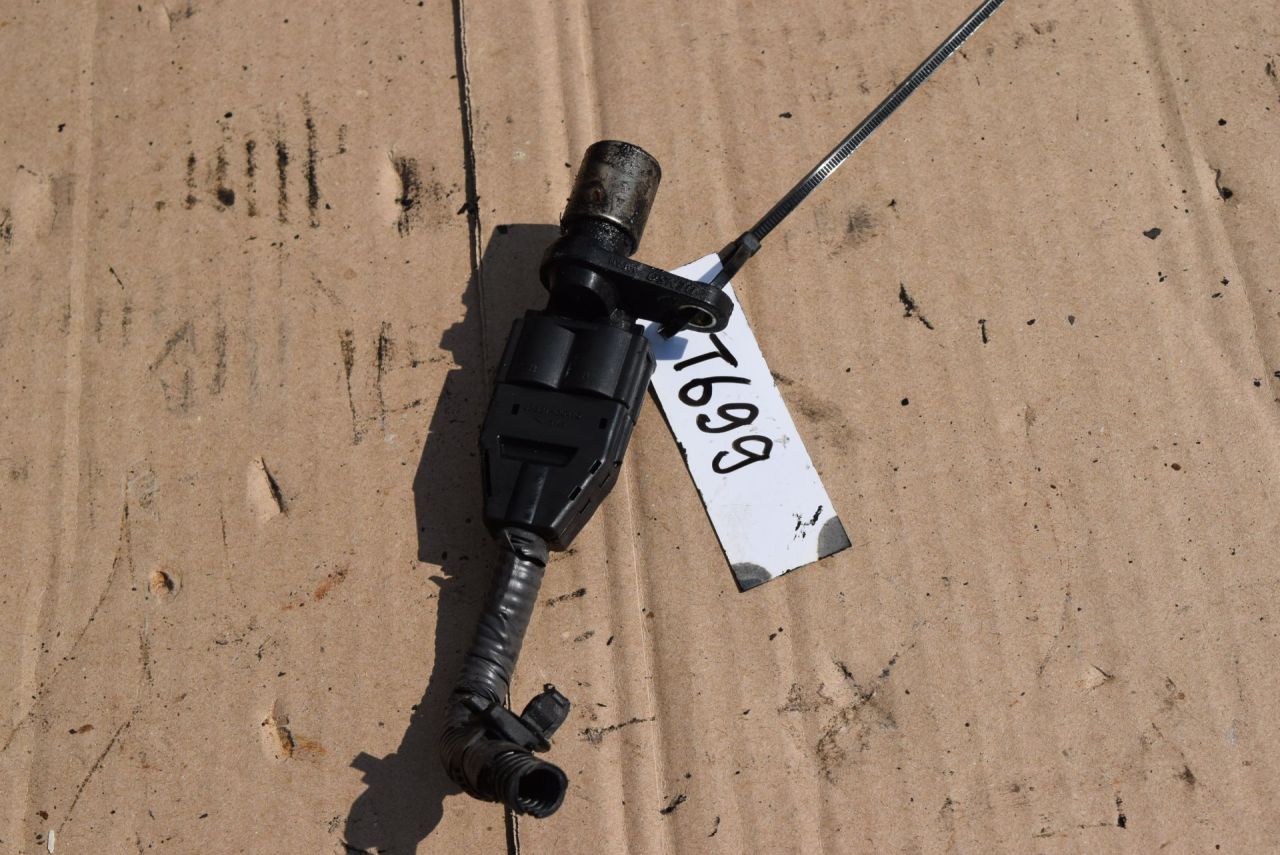 датчик коленвала Toyota Corolla Verso 1 поколение 2002, 2.0 л., 1CD-FTV, дизель, МКПП, 9091905042, 0296001010 - фото №1