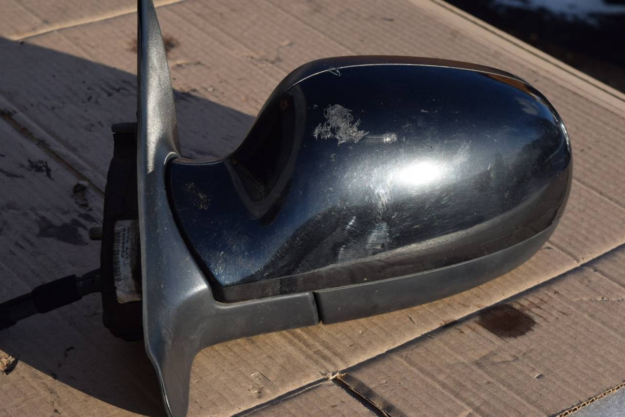 зеркало наружное левое Volvo V70 2 поколение 2003, 2.4 л., Ti, B 5244 T3, бензин, МКПП, универсал, передний привод - фото №1