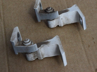 петля двери Audi Q5 8R [рестайлинг] 2013, 2.0 л., TFSI, CNCD, бензин, АКПП, полный подключаемый привод, 8K0831402E, 8K0831402B