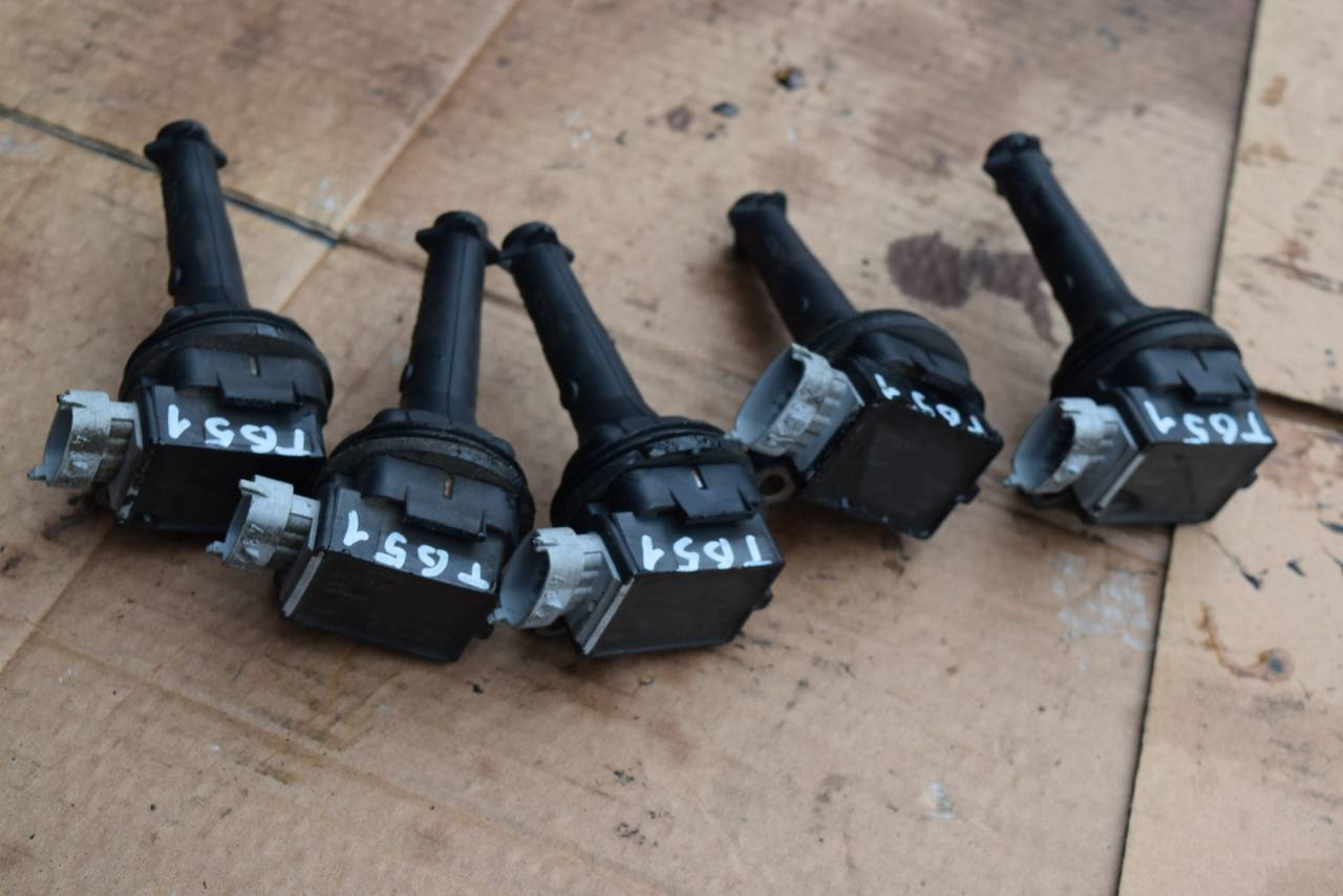 катушка зажигания Volvo S40 2 поколение 2005, 2.4 л., i, B 5244 S5, бензин, АКПП, седан, 8677837 - фото №1