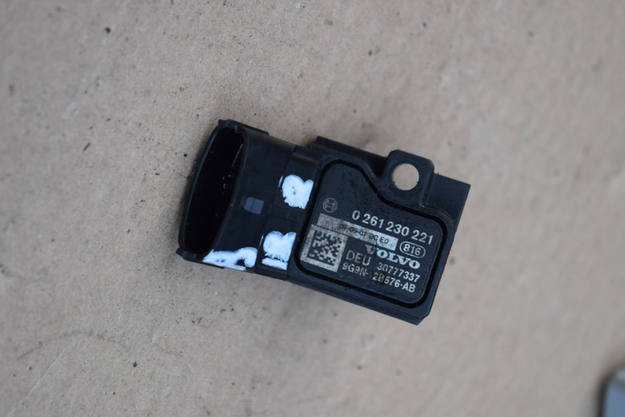 датчик абсолютного давления Volvo XC60 1 поколение 2009, 2.4 л., D5, D 5244 T10, дизель, АКПП, полный подключаемый привод, 30777337, 026230221, 9G9N2B676AB - фото №1