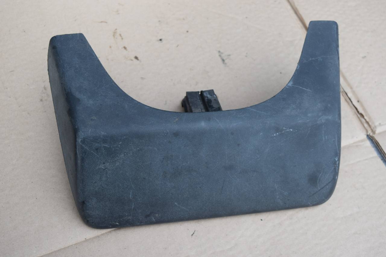 заглушка заднего бампера под крюк Volvo XC60 1 поколение 2009, 2.4 л., D5, D 5244 T10, дизель, АКПП, полный подключаемый привод, 31213272, 30756127 - фото №1