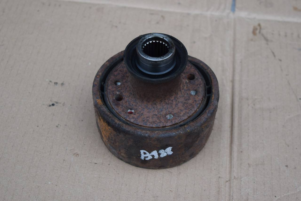 Фланец (корона) заднего моста Volvo XC60 1 поколение 2009, 2.4 л., D5, D 5244 T10, дизель, АКПП, полный подключаемый привод, 30735498 - фото №1