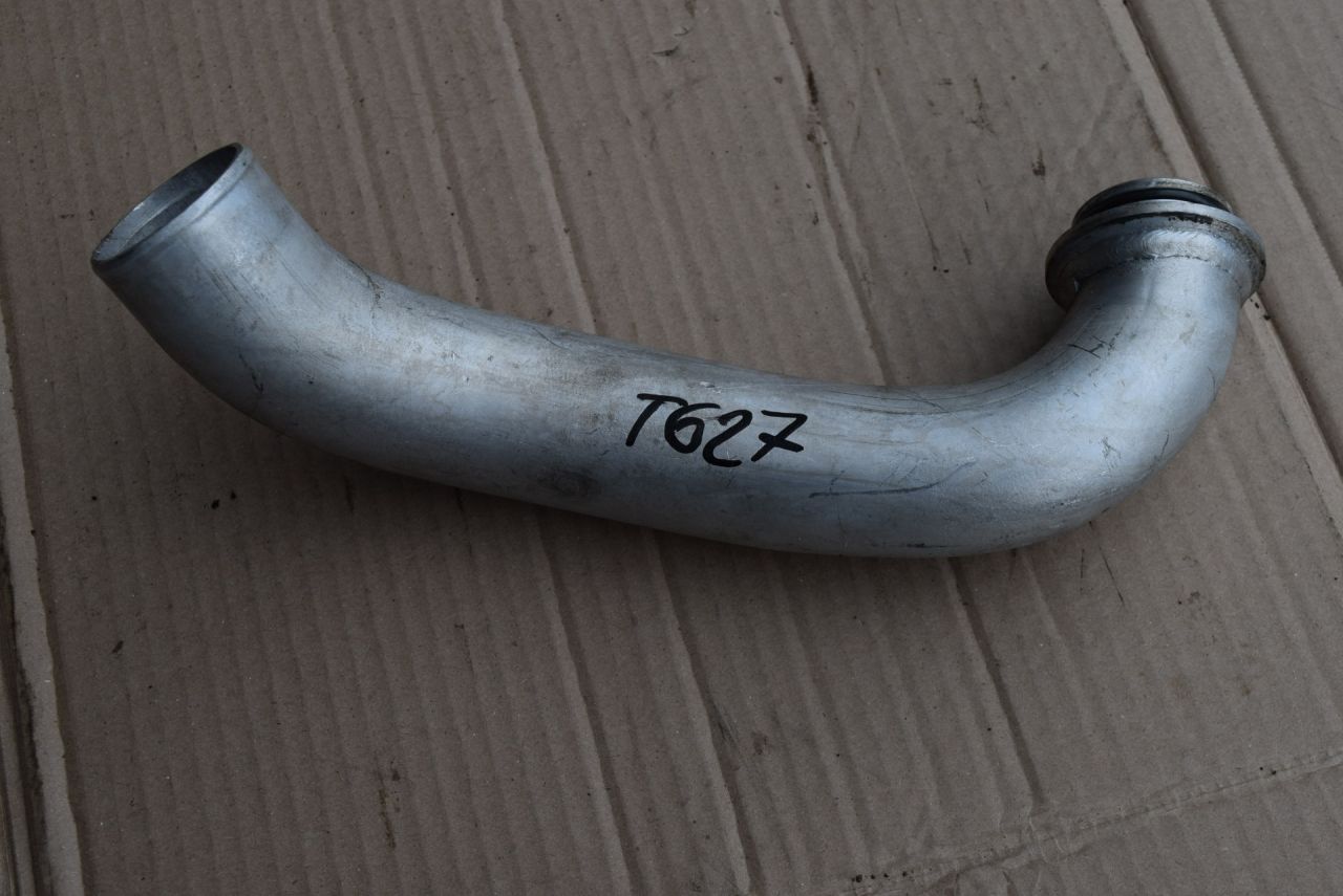 патрубок интеркулера Volvo S80 1 поколение 1999, 2.8 л., Ti, B 6284 T, бензин, АКПП, седан, передний привод, 9142953 - фото №1