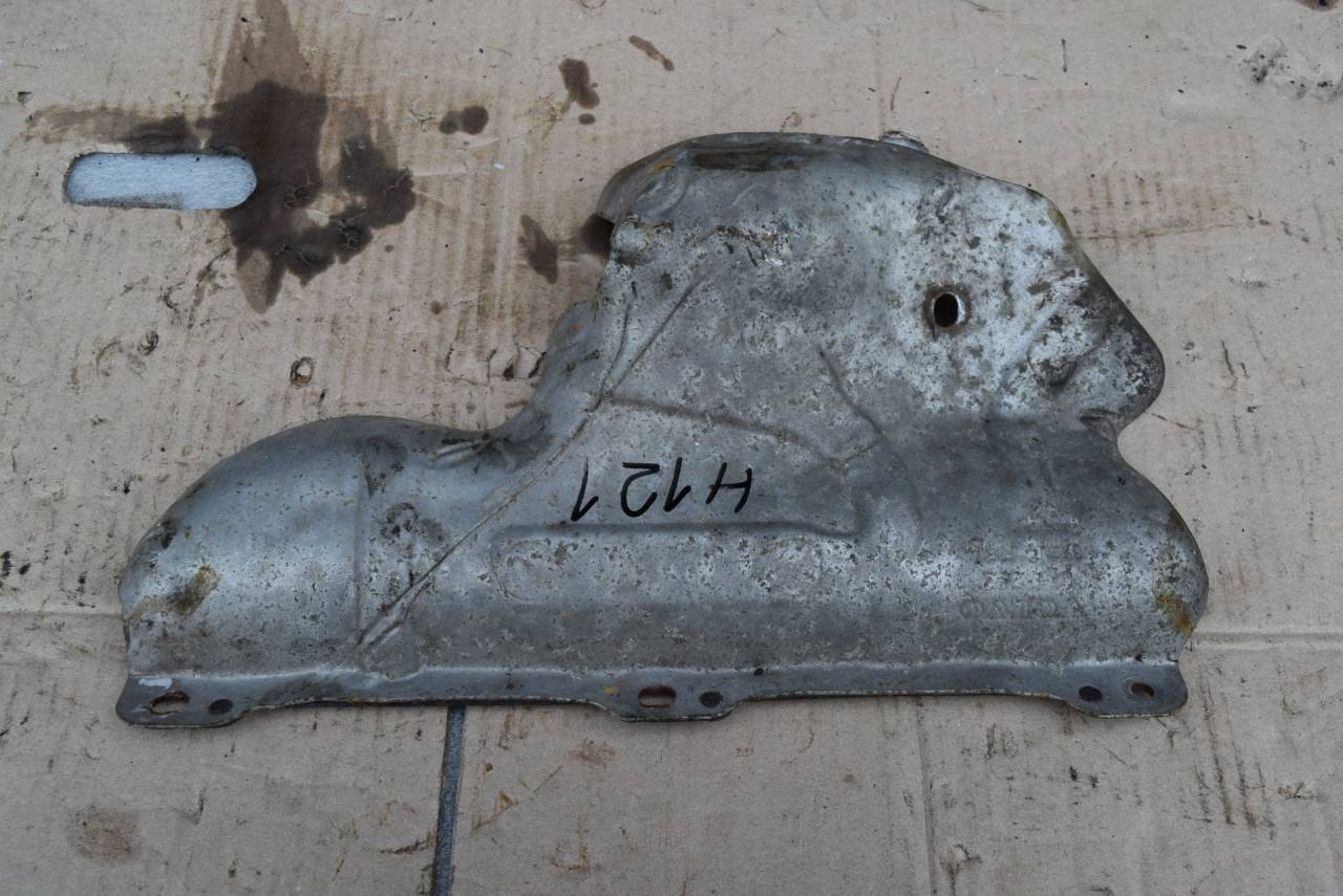 защита (экран) выпускного коллектора Volvo C30 1 поколение 2007, 2.5 л., Ti, бензин, МКПП, серый, хетчбэк 3 дв., передний привод, 30713262 - фото №1