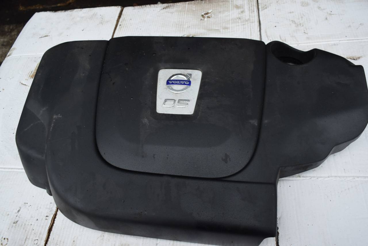декоративная крышка двигателя Volvo XC60 1 поколение 2009, 2.4 л., D5, D 5244 T10, дизель, АКПП, полный подключаемый привод, 30771916 - фото №1