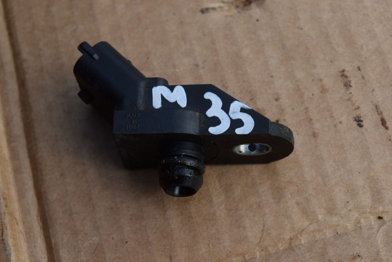 датчик абсолютного давления Volvo XC70 1 поколение 1999, 2.4 л., Ti, B 5244 T, бензин, АКПП, универсал, полный подключаемый привод - фото №1