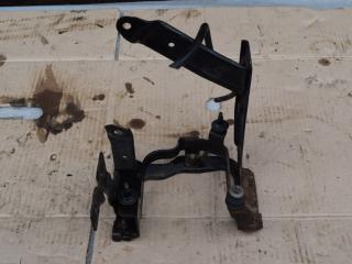 кронштейн гидроусилителя Volvo C30 1 поколение 2007, 2.5 л., Ti, бензин, МКПП, серый, хетчбэк 3 дв., передний привод, 3M513K738AC, 3M513K738BB