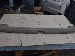 накладка внутренняя на заднюю панель кузова Volvo XC70 2 поколение 2002, 2.4 л., Ti, B 5244 T3, бензин, АКПП, универсал, полный подключаемый привод