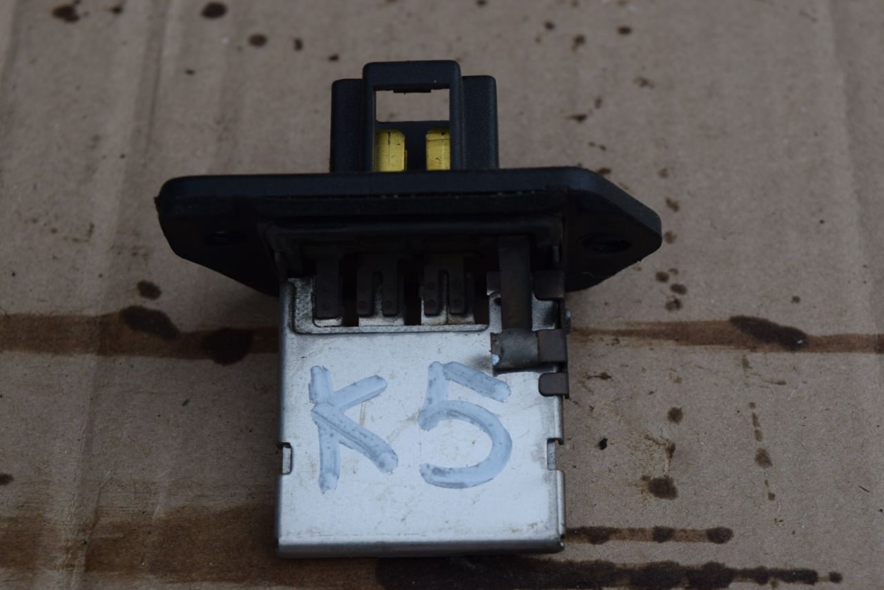 сопротивление печки Nissan Almera Classic B10 2006, 1.6 л., i, QG16DE, бензин, МКПП, седан, передний привод - фото №1