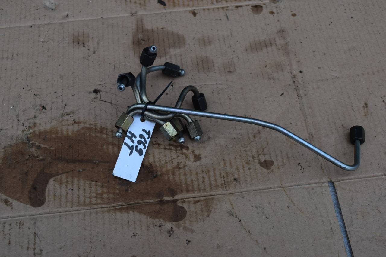 трубка топливная Hyundai Trajet 1 поколение 2003, 2.0 л., D4EA, дизель, МКПП - фото №1