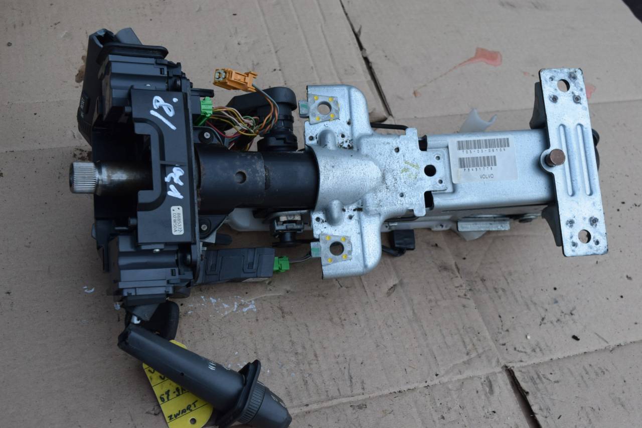 замок зажигания Volvo V70 2 поколение 2003, 2.4 л., Ti, B 5244 T3, бензин, МКПП, универсал, передний привод, 9491778, P9491778 - фото №1