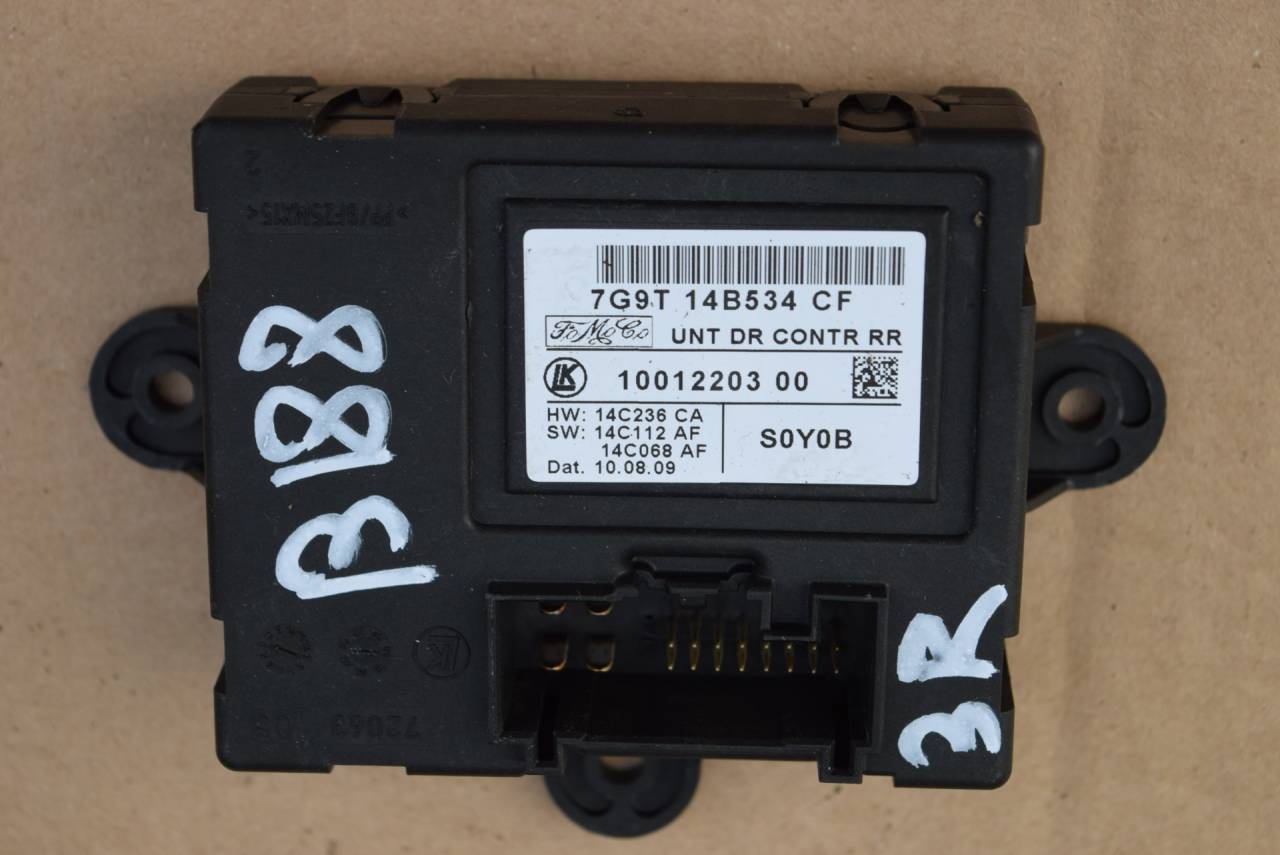 блок комфорта Volvo XC60 1 поколение 2009, 2.4 л., D5, D 5244 T10, дизель, АКПП, полный подключаемый привод, 7G9T14B534CF - фото №1