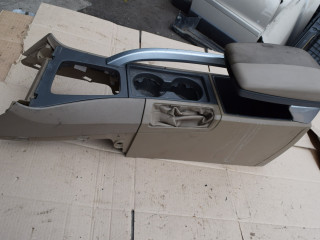 подлокотник Volvo XC70 2 поколение 2002, 2.4 л., Ti, B 5244 T3, бензин, АКПП, универсал, полный подключаемый привод