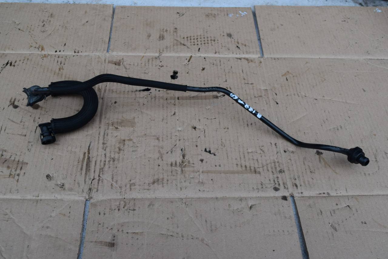 трубка вакуумная усилителя тормозов Volvo XC60 1 поколение 2009, 2.4 л., D5, D 5244 T10, дизель, АКПП, полный подключаемый привод, 8G912420AMA - фото №1