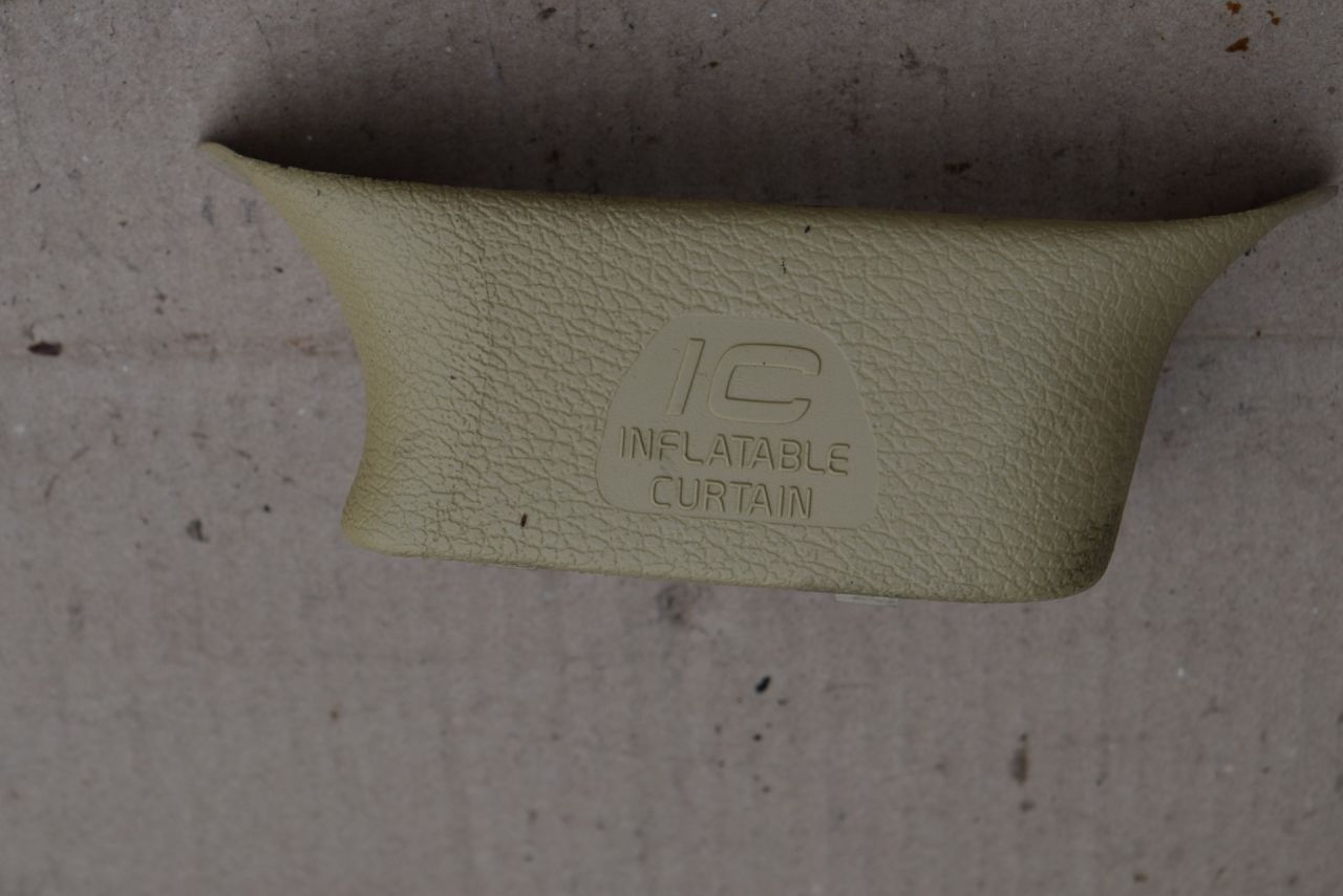 обшивка салона Volvo XC70 2 поколение 2002, 2.4 л., Ti, B 5244 T3, бензин, АКПП, универсал, полный подключаемый привод - фото №1