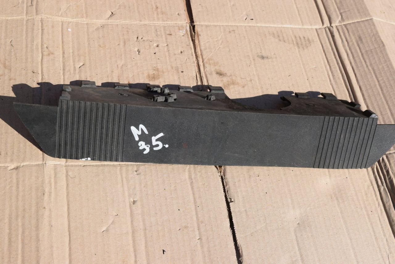 воздуховод (дефлектор) радиатора Volvo XC70 1 поколение 1999, 2.4 л., Ti, B 5244 T, бензин, АКПП, универсал, полный подключаемый привод, 9447100 - фото №1