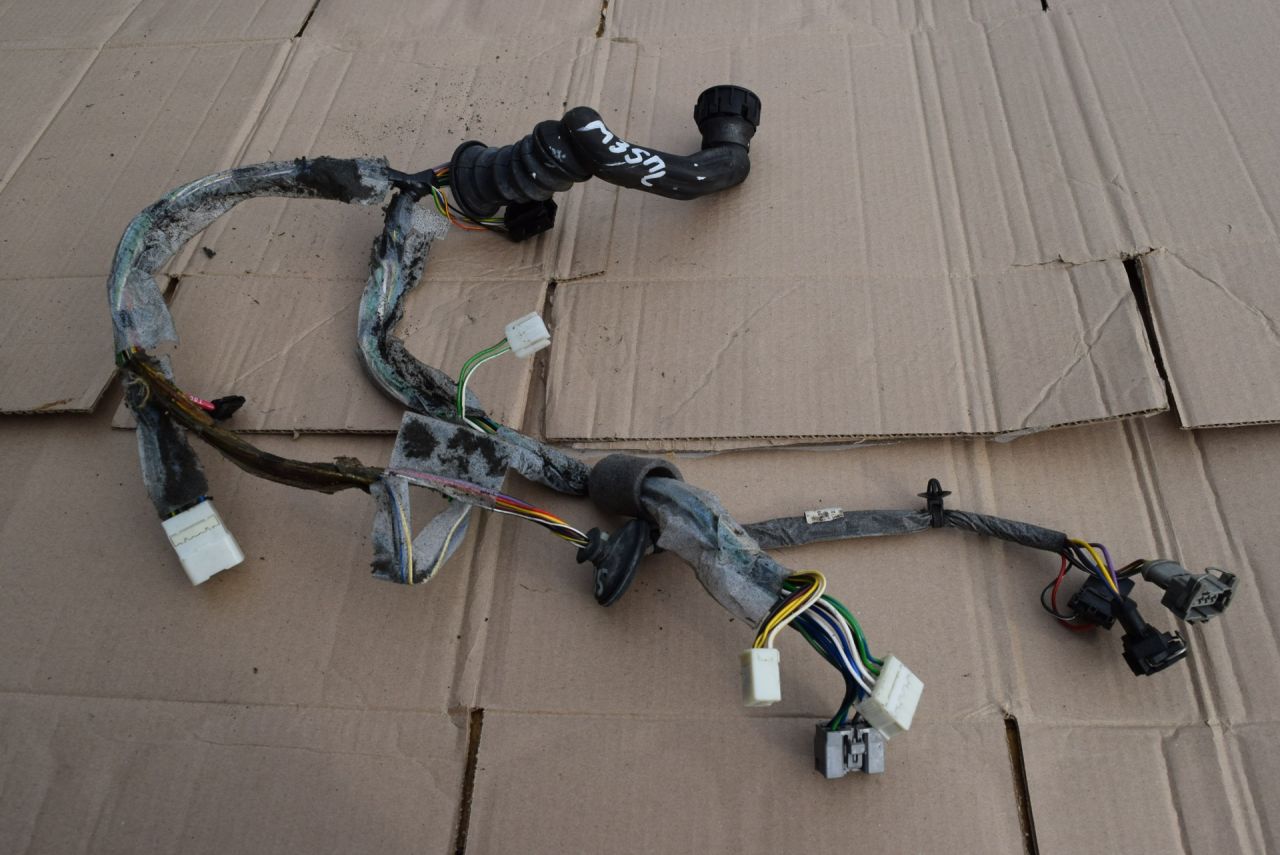 дверная проводка Volvo XC70 1 поколение 1999, 2.4 л., Ti, B 5244 T, бензин, АКПП, универсал, полный подключаемый привод - фото №1