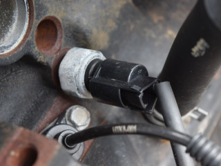 датчик давления масла Hyundai Tucson 1 поколение 2004, 2.0 л., дизель, МКПП, 9476027001