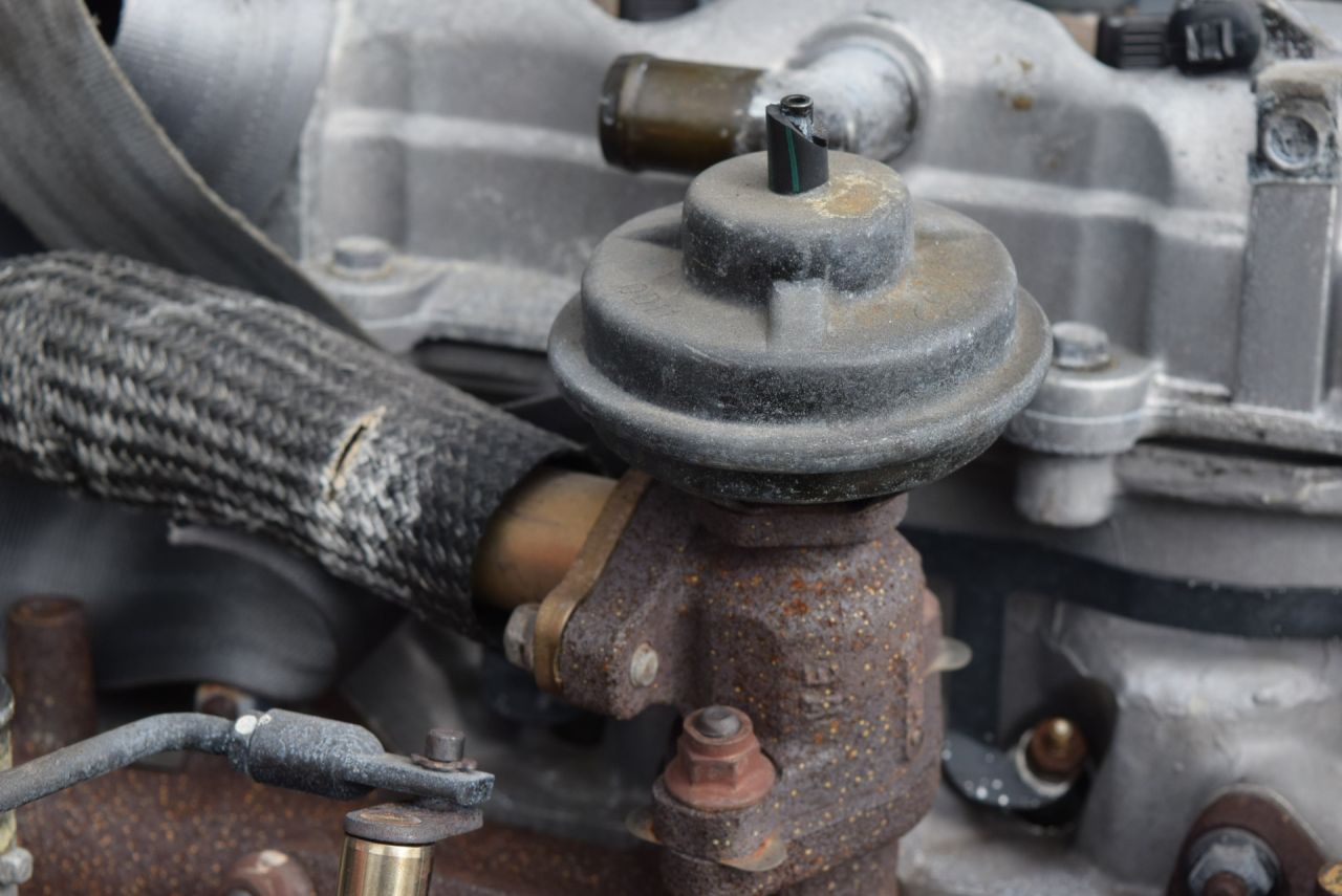 клапан EGR Hyundai Tucson 1 поколение 2004, 2.0 л., дизель, МКПП - фото №1